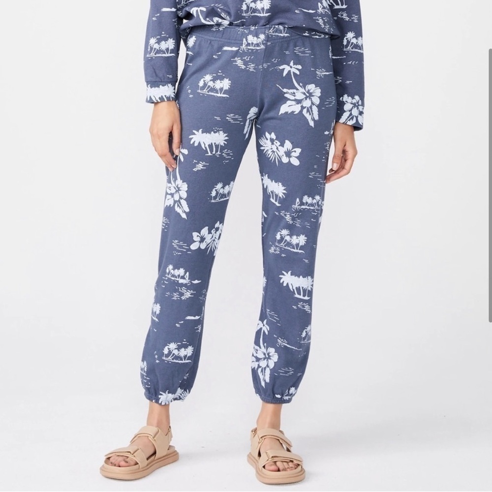 Monrow Hawaiian Elastic Waist Sweats NWT